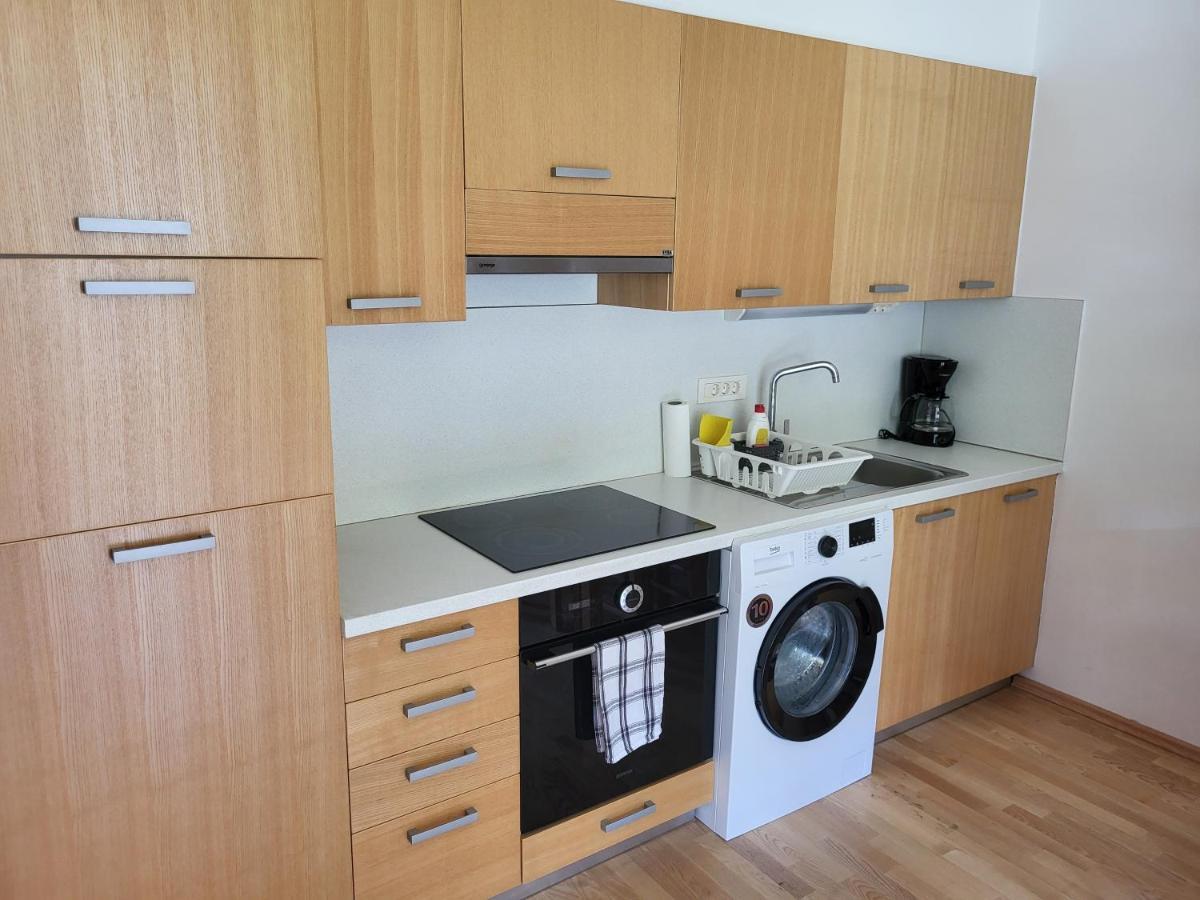 Apartma Runi Pod Zlato Lisico Pekre Dış mekan fotoğraf